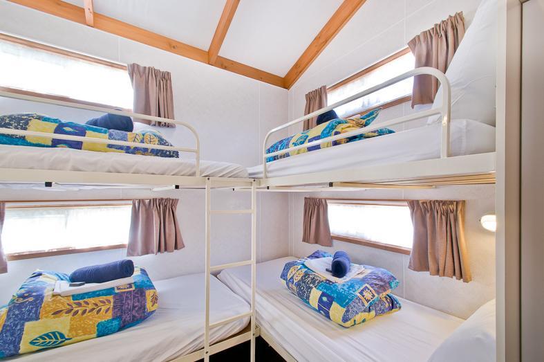 Warragul Gardens Holiday Park Номер фото