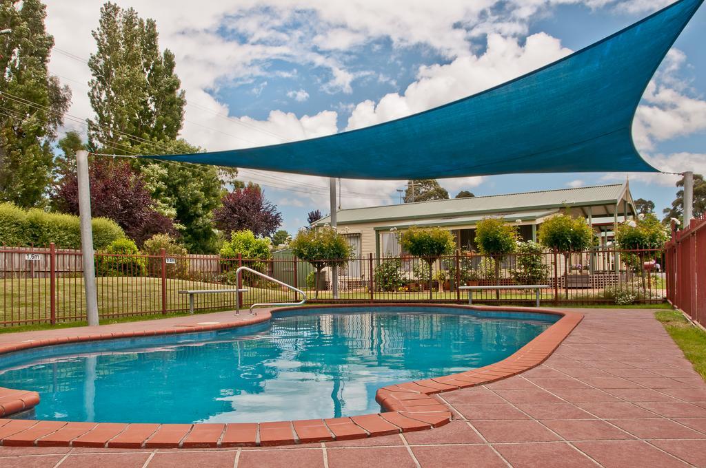 Warragul Gardens Holiday Park Экстерьер фото