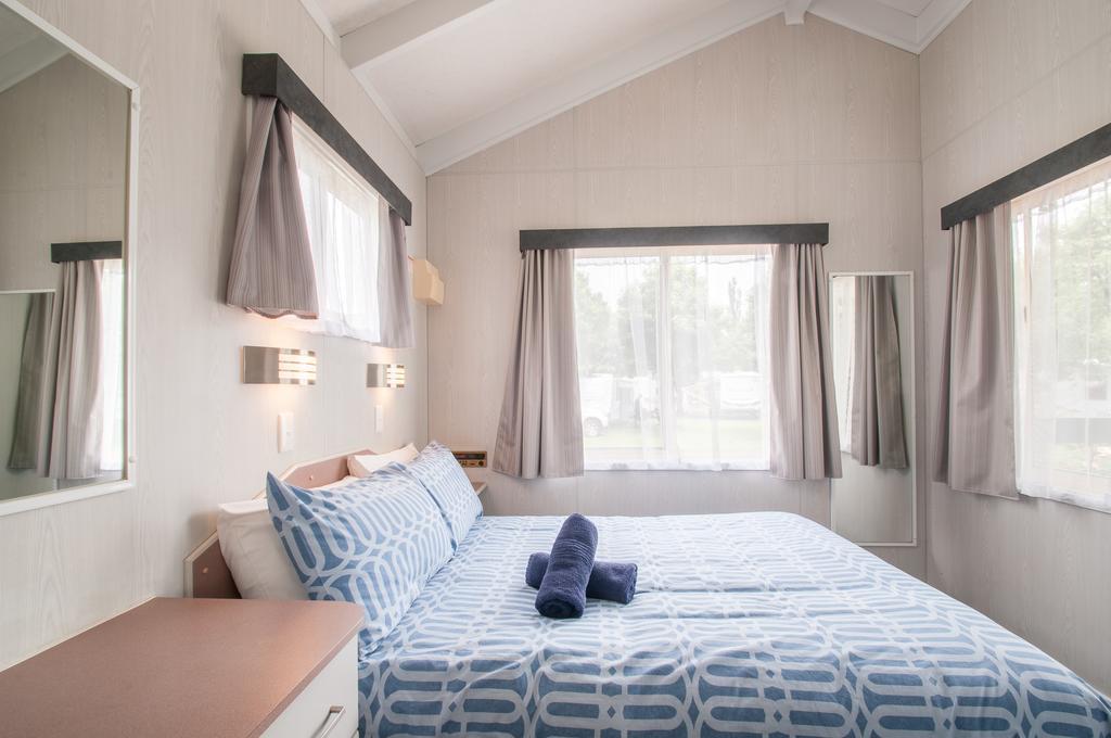 Warragul Gardens Holiday Park Экстерьер фото