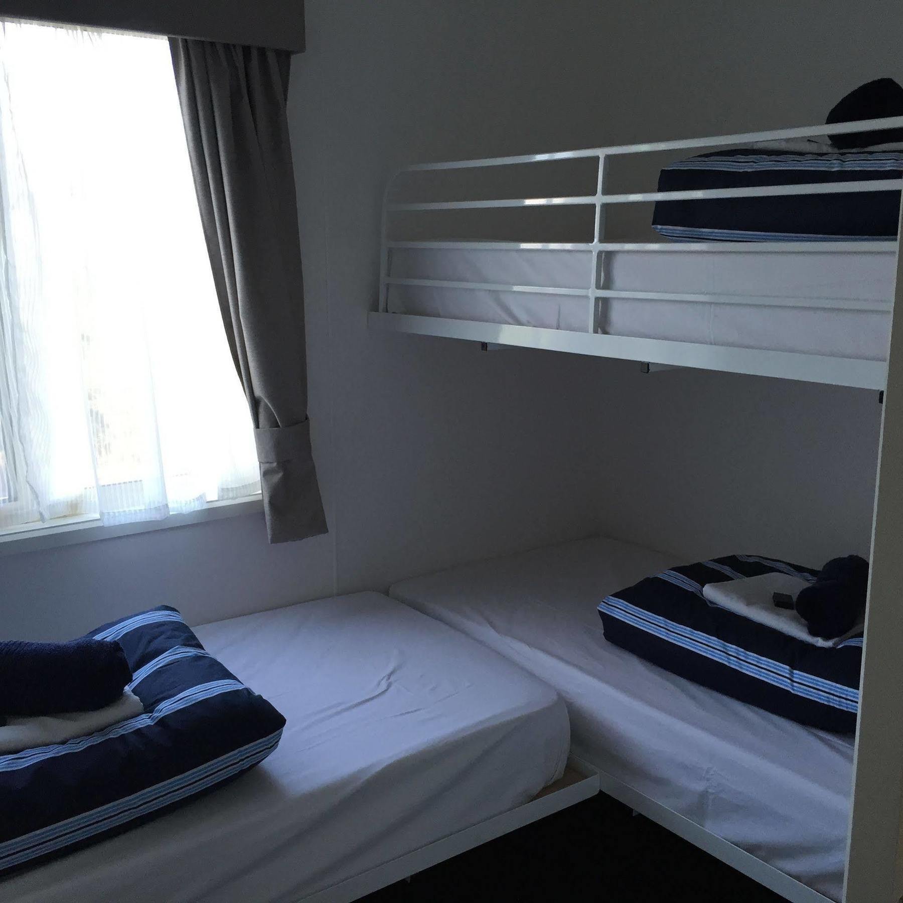Warragul Gardens Holiday Park Экстерьер фото
